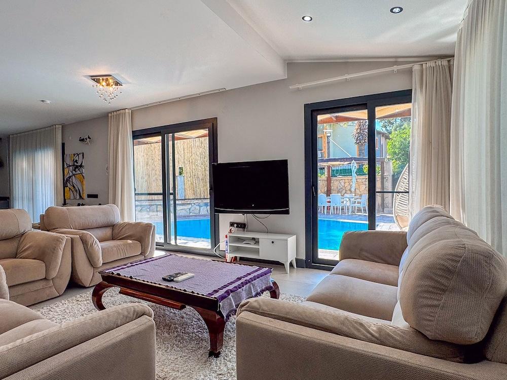 VILLA TALIA — KUSADASI — фотография отеля №21