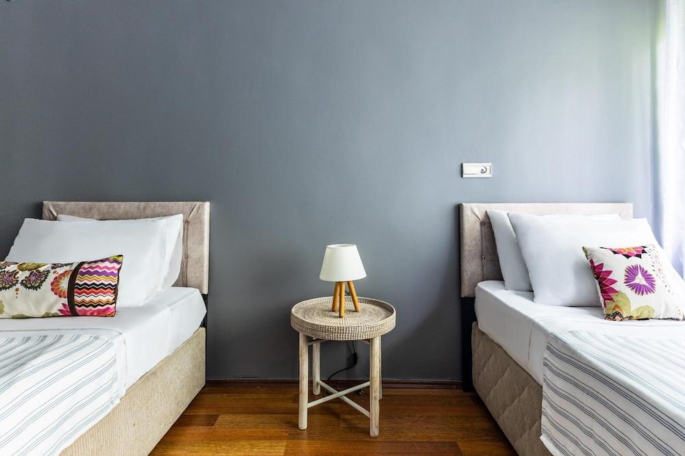 DUPLEX FLAT W PANORAMIC BOSPHORUS VIEW AND TERRACE — ISTANBUL — fotografie hotel nr. 23