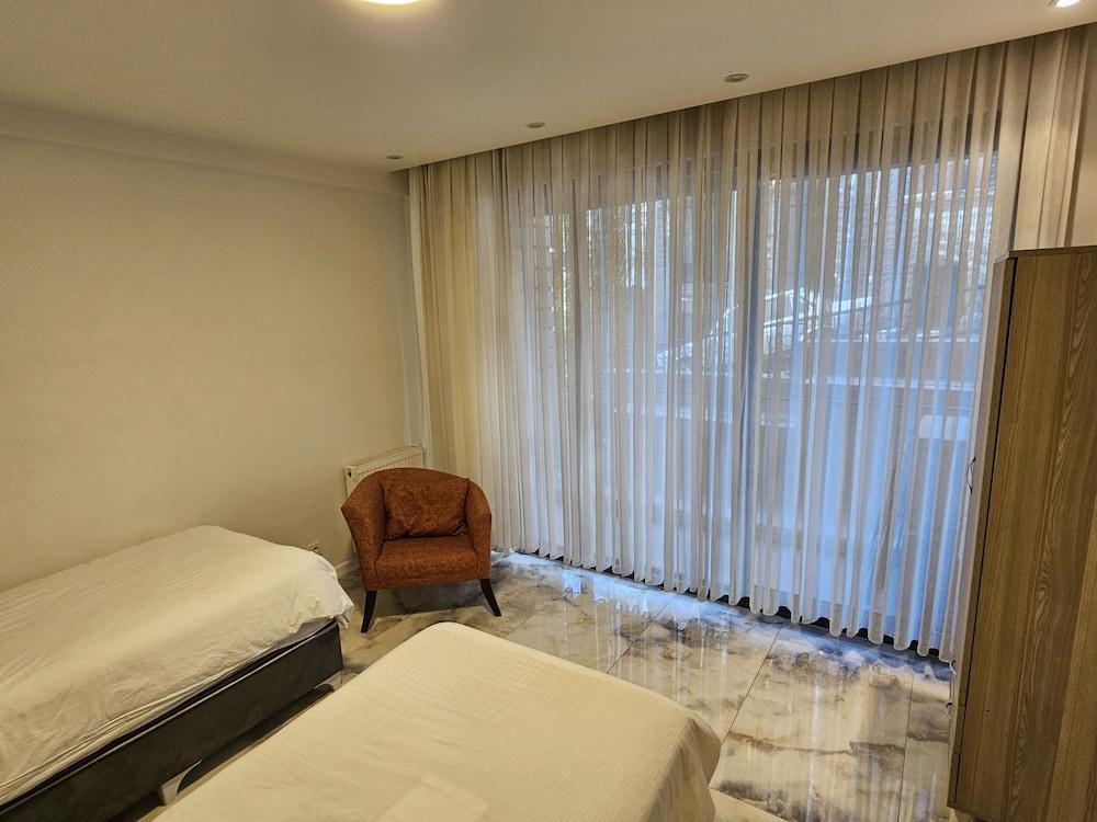 PERFECT RESIDENCE TAKSIM WITH POOL — ISTANBUL — фотография отеля №18