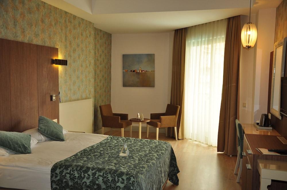 PORT SIDE RESORT HOTEL — EVRENSEKI — фотография отеля №6