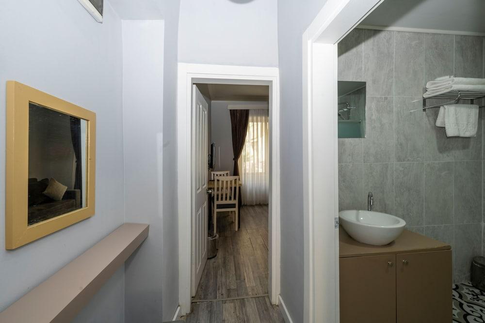 CIRRUS SUITES TOMTOM — ISTANBUL — фотография отеля №31