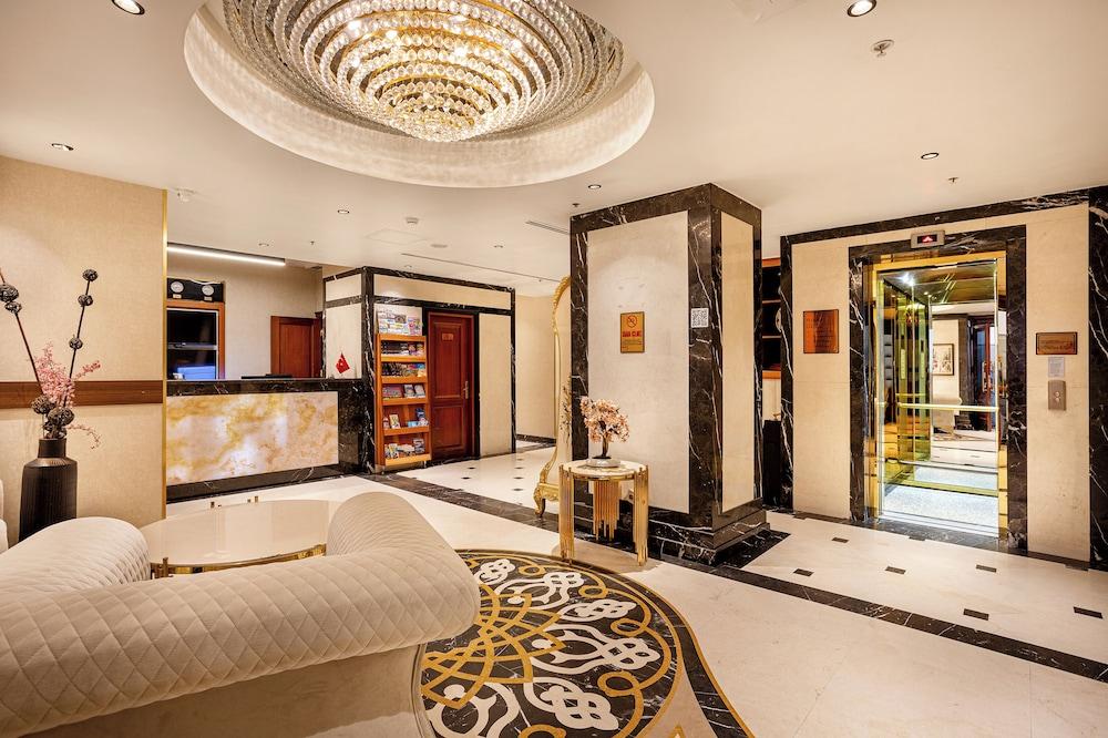 THE CENTRAL HOTEL — ISTANBUL