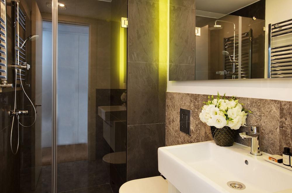 ANDO LIVING - TAKSIM GUMUSSUYU TOWNHOUSE — ISTANBUL — фотография отеля №27