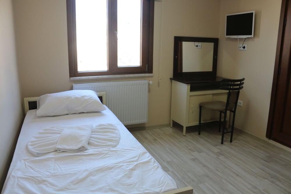 BEYOGLU HUZUR HOTEL — ISTANBUL — фотография отеля №3