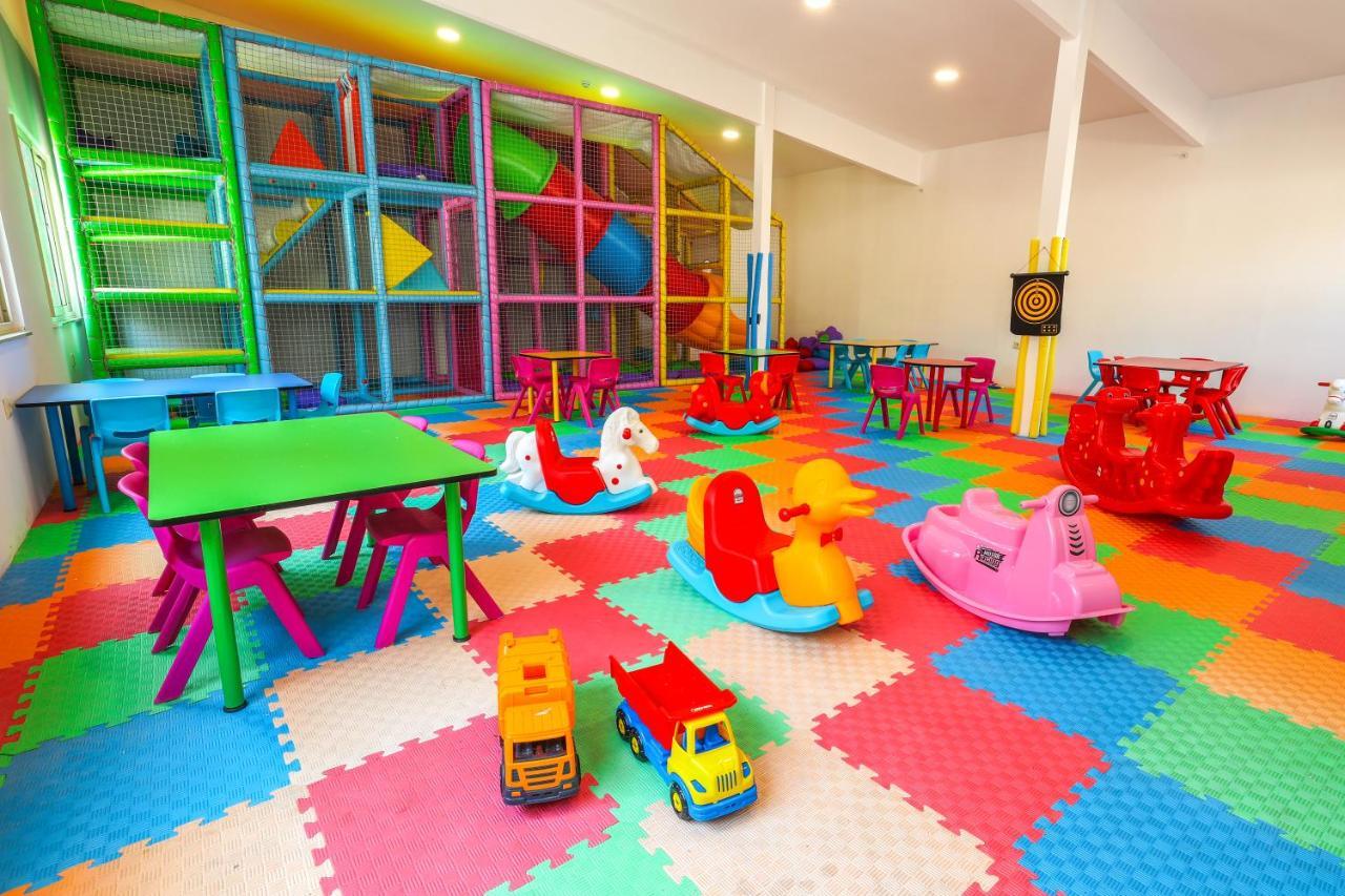 CRYSTAL CLUB WORLD OF COLOURS — BOGAZKENT — fotografie hotel nr. 34