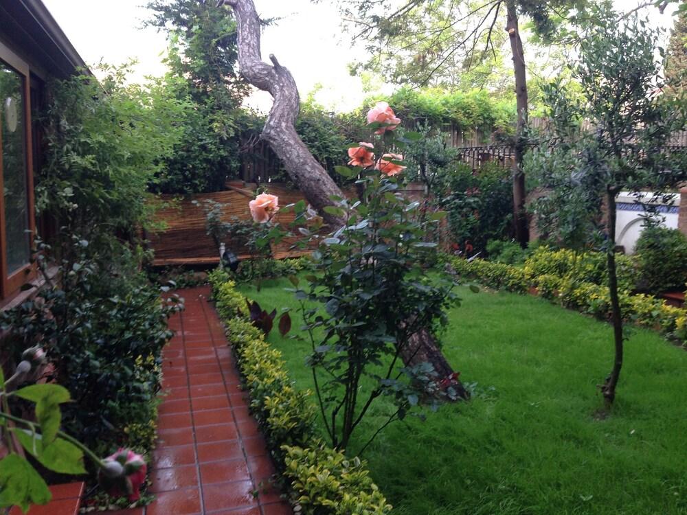 ISTANBUL GARDEN SUITE — ISTANBUL — фотография отеля №29