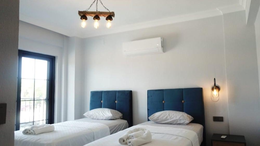 STUNNING 4-BED VILLA GREY 4 BEDROOMS PRIVATE POOL — DALYAN — фотография отеля №3