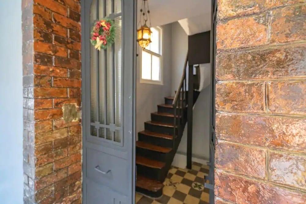 GARDEN FLOOR FLAT IN THE GALATA — ISTANBUL — фотография отеля №13