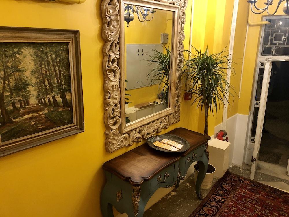 MEHMET BEY SUITES — ISTANBUL