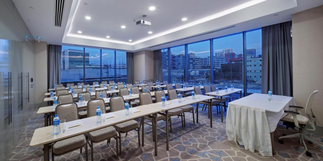 HILTON GARDEN INN ISTANBUL ATATURK AIRPORT — ISTANBUL — фотография отеля №32