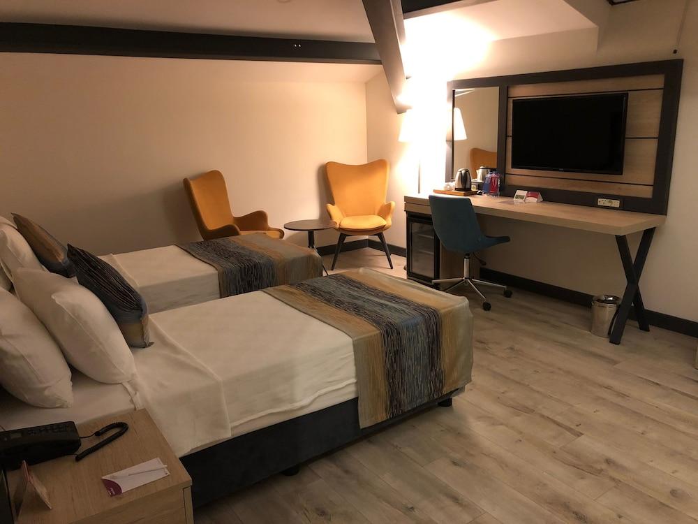 RAMADA ENCORE BY WYNDHAM ISTANBUL BASIN EXPRESS — ISTANBUL — фотография отеля №12