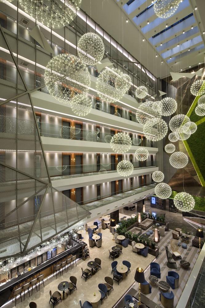 DOUBLETREE BY HILTON HOTEL ISTANBUL - PIYALEPASA — ISTANBUL — fotografie hotel nr. 3
