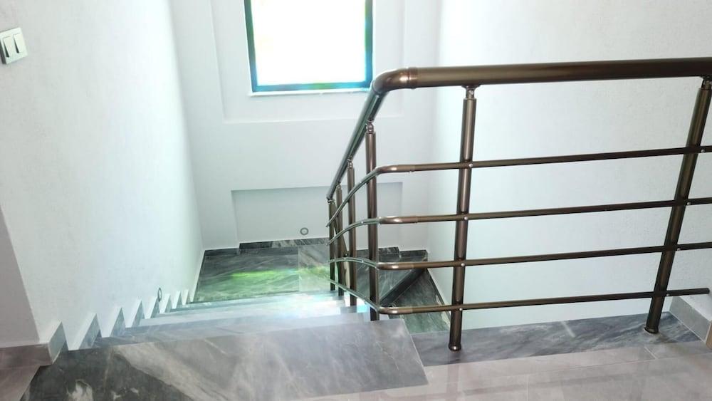 STUNNING 4-BED VILLA GREY 4 BEDROOMS PRIVATE POOL — DALYAN — фотография отеля №16