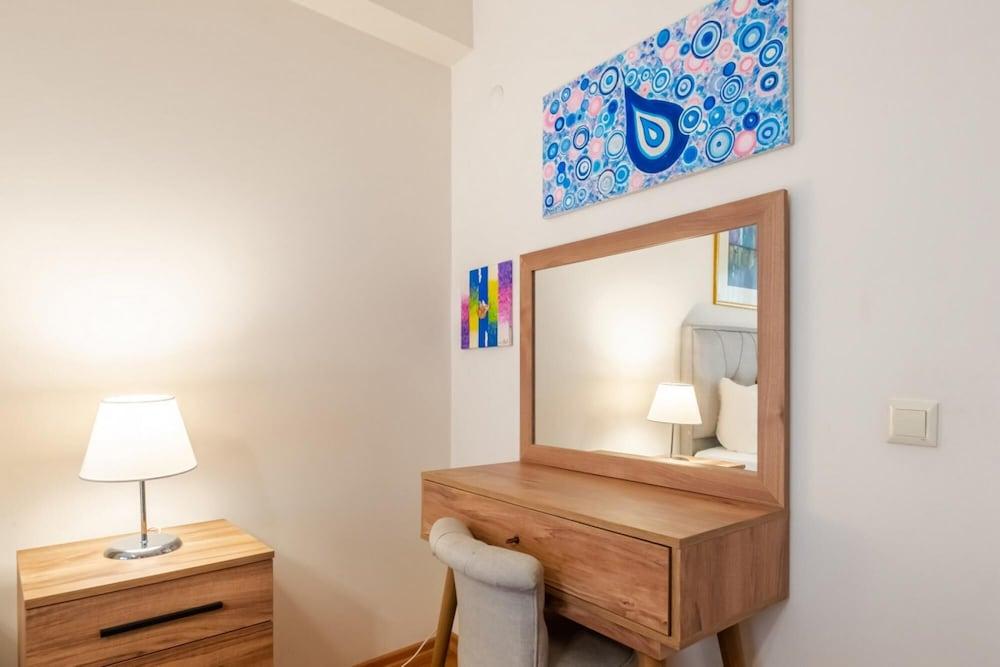 PLEASANT FLAT WITH CENTRAL LOCATION IN SISLI — ISTANBUL — фотография отеля №12