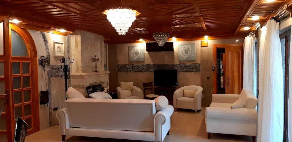 STUNNING 10 BEDROOM VILLA IN DALYAN — DALYAN — фотография отеля №11