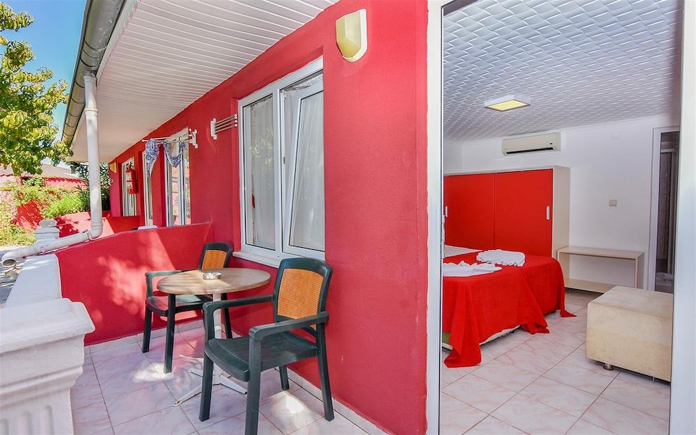 ALTINKUM BUNGALOW HOTEL — SIDE — фотография отеля №30