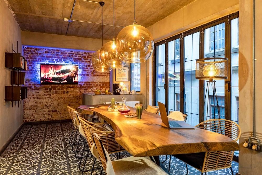 GREEN PARROT HOTEL — ISTANBUL — фотография отеля №2