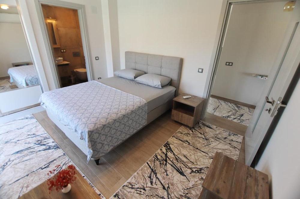 IMMACULATE 4-BED VILLA IN DALYAN — DALYAN — фотография отеля №5