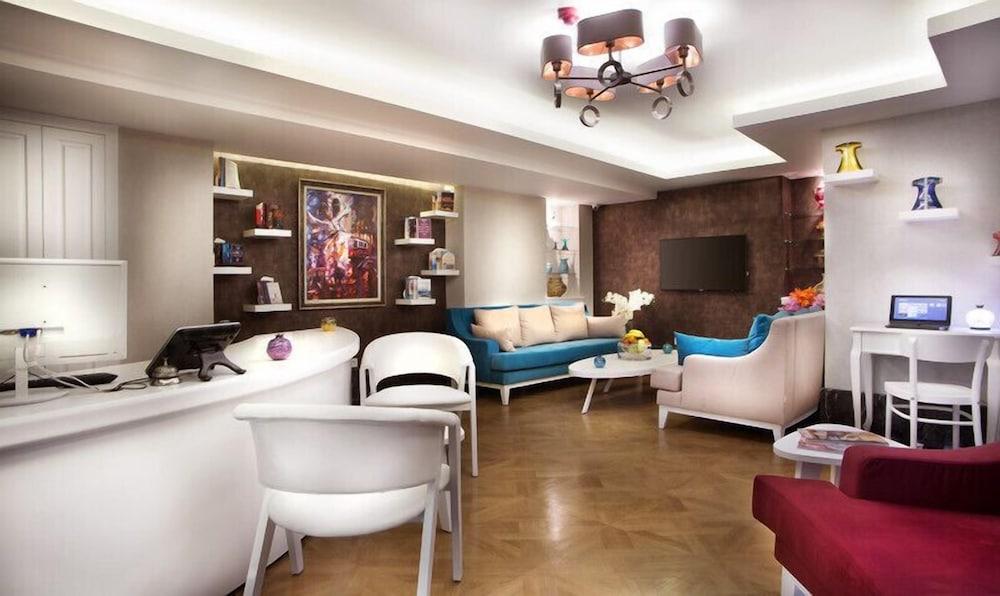 ASTAN HOTEL GALATA — ISTANBUL