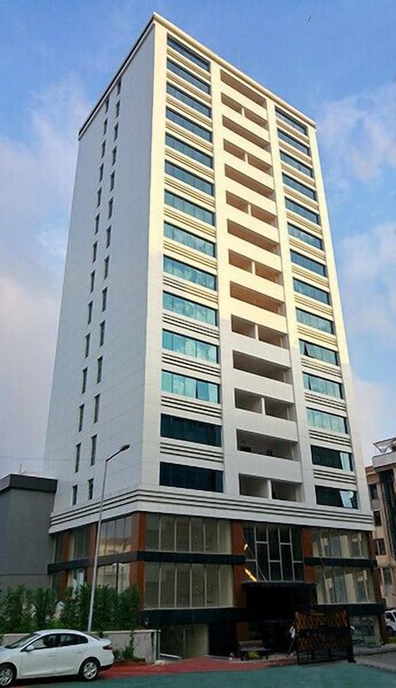 ACADEMIA RESIDENCE — ISTANBUL