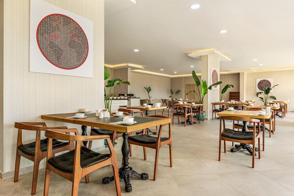 RAMADA BY WYNDHAM CESME — CESME — fotografie hotel nr. 16