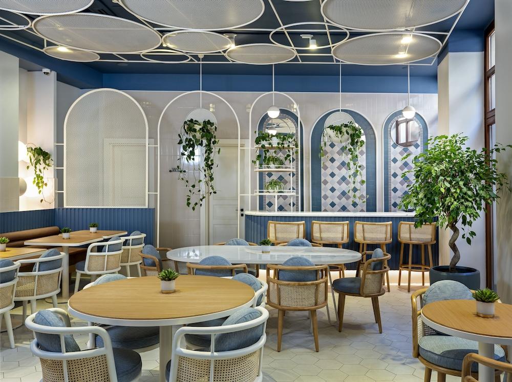 ECOLE ST. PIERRE HOTEL — ISTANBUL — фотография отеля №23