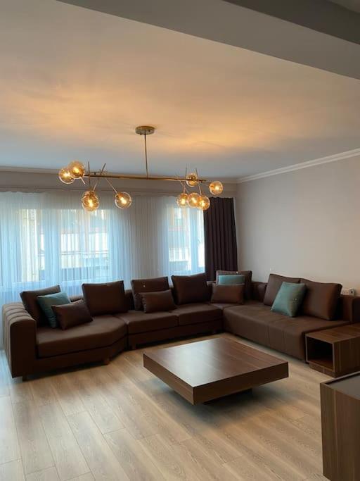 WHOLE APARTMENT AT THE HEART OF SISLI NISANTASI K — ISTANBUL — фотография отеля №11