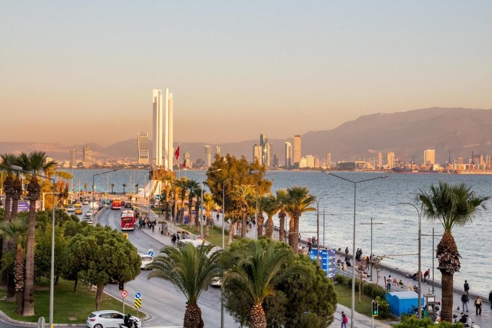 MISSAFIR FLAT WITH SEA VIEW NEAR KARSIYAKA COAST — IZMIR — фотография отеля №2