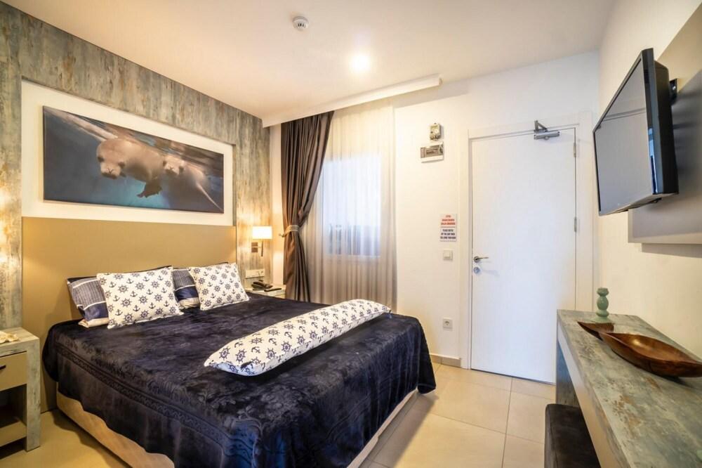 SEAFRONT FLAT WITH BREATHTAKING SEA VIEW IN BODRUM — BODRUM — fotografie hotel nr. 14