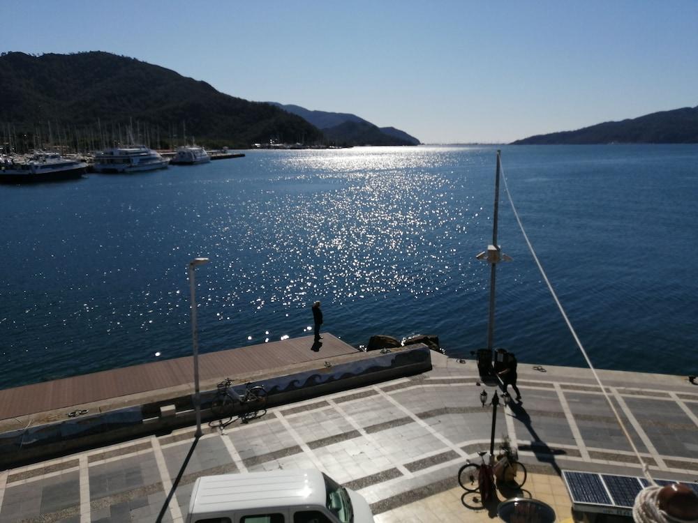 UYSAL SUITE AND LOFT — MARMARIS
