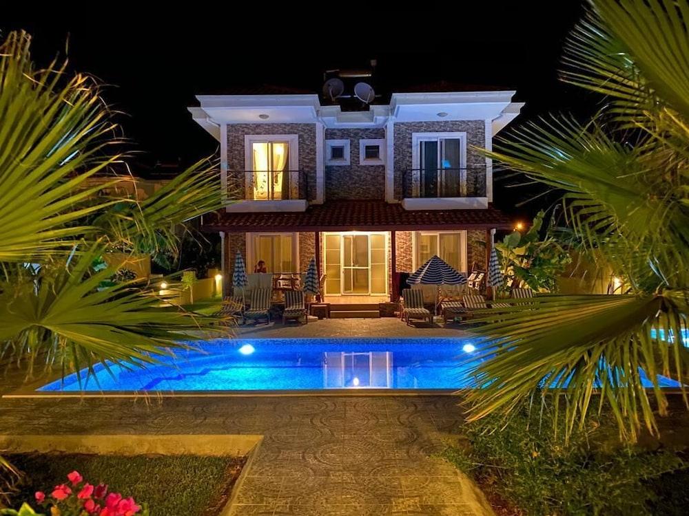 REMARKABLE 4-BED VILLA TASGIN 2 POOLS — DALYAN — fotografie hotel nr. 18