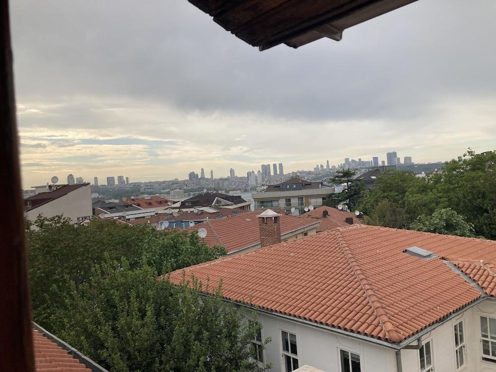 SEA VIEW VILLA IN USKUDAR — ISTANBUL — фотография отеля №23