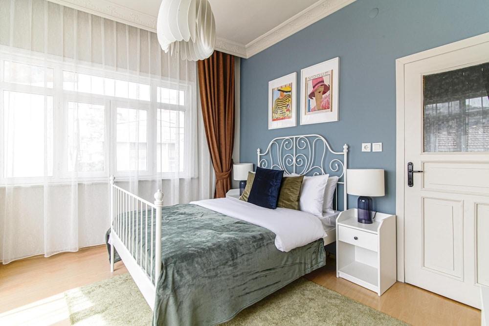 CHIC AND COZY FLAT NEAR ISTIKLAL STREET IN BEYOGLU — ISTANBUL — фотография отеля №2