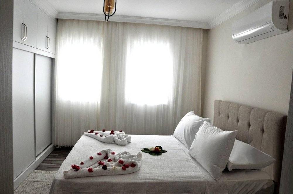 REMARKABLE 6-BED VILLA ZAMBAK DALYAN — DALYAN — fotografie hotel nr. 2