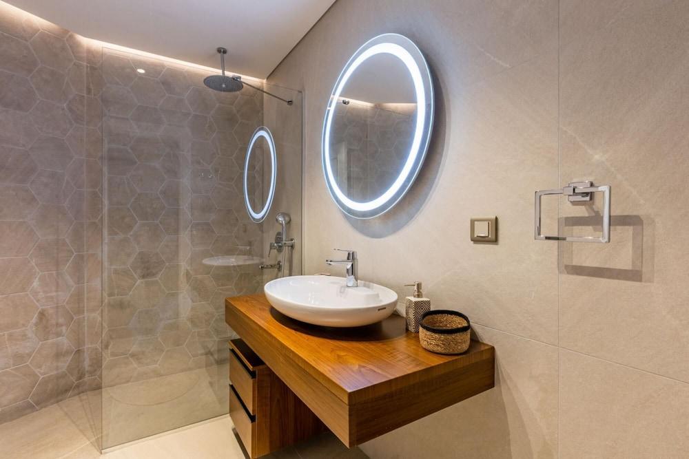 STYLISH FLAT NEAR TRENDY ATTRACTIONS IN BEYOGLU — ISTANBUL — fotografie hotel nr. 14