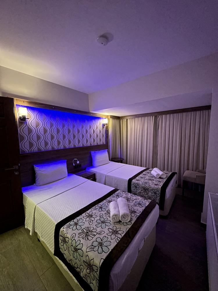 DOLPHIN APART & HOTEL — SARIGERME — fotografie hotel nr. 9