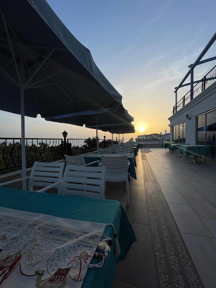 BEACHWAY HOTEL — SIDE — фотография отеля №31