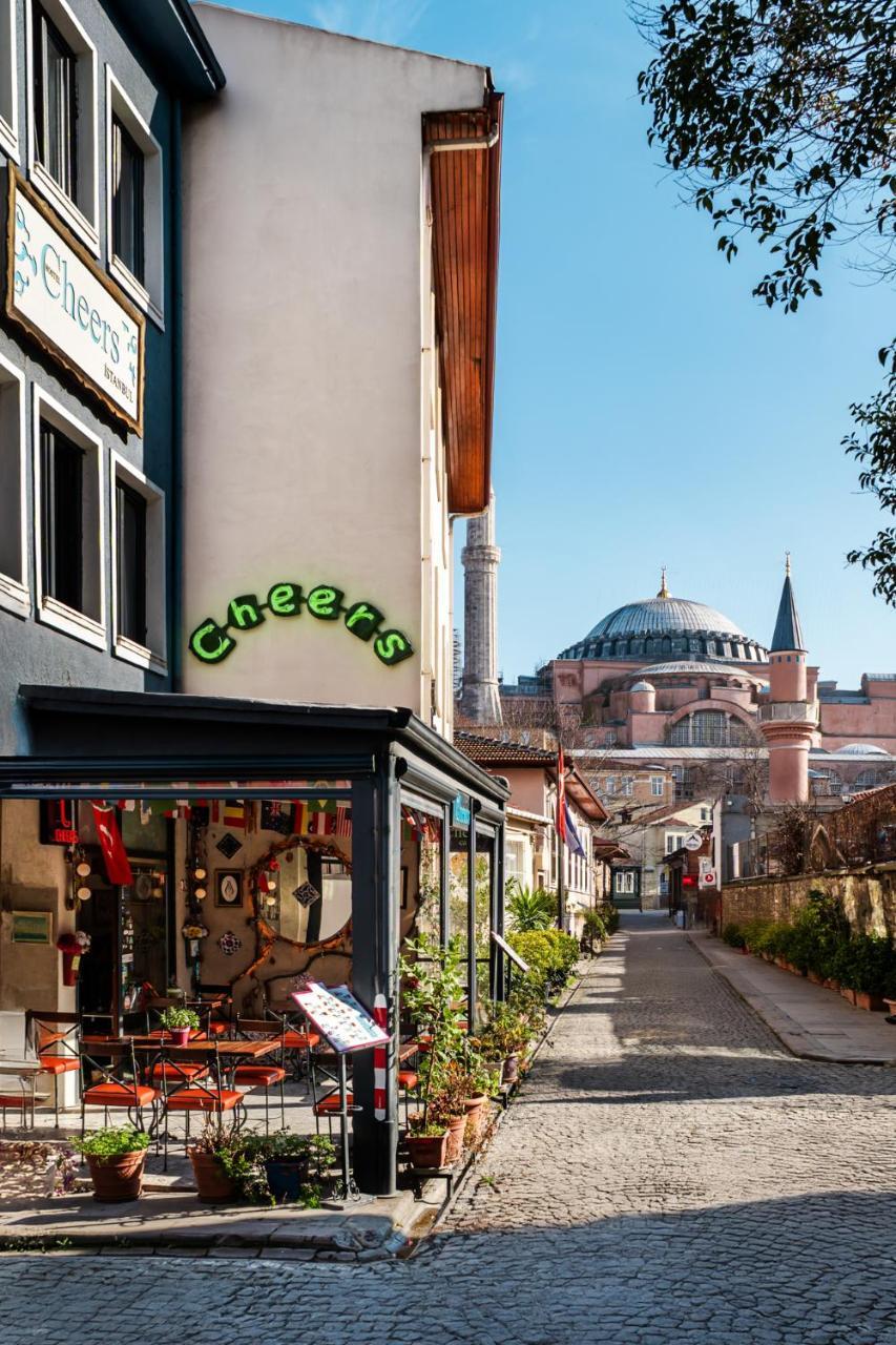CHEERS HOSTEL — ISTANBUL