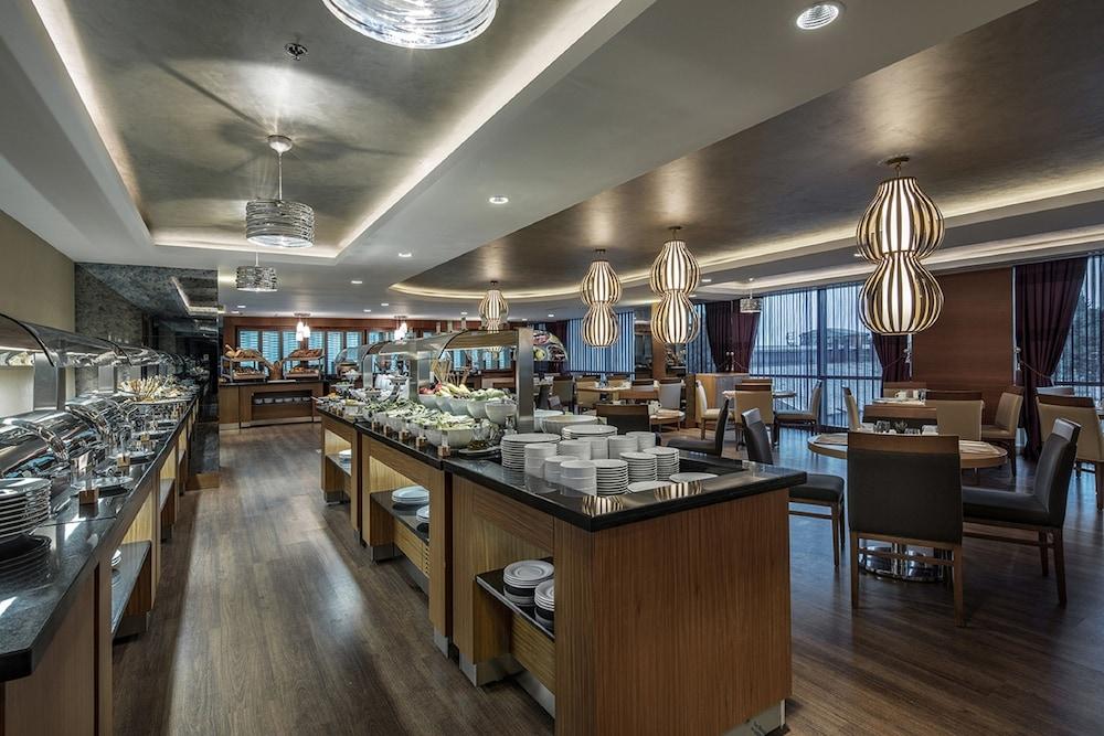 DOUBLETREE BY HILTON ISTANBUL TOPKAPI — ISTANBUL — фотография отеля №33