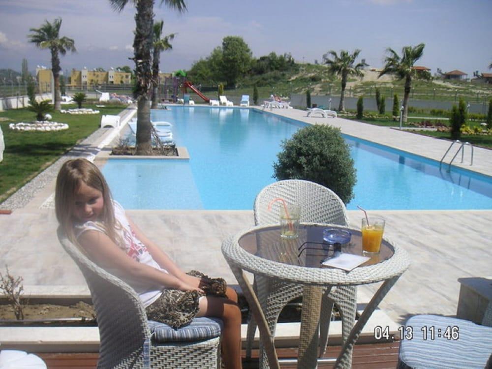 LUXURY 2 BED PRIVATE HOME CLOSE TO THE BEACH ON A SECURE COMMUNITY — SIDE — fotografie hotel nr. 18