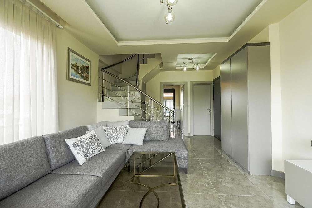 FLAT W SHARED POOL AND BALCONY 8 MIN TO BEACH — BELEK — фотография отеля №9
