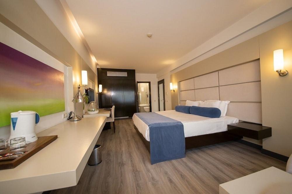 MY HOTEL — IZMIR — фотография отеля №12