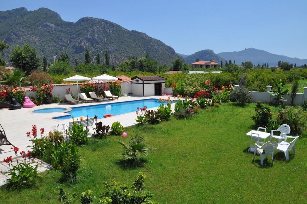 BEAUTIFUL 4-BED VILLA PRIVATE POOLS — DALYAN — fotografie hotel nr. 27