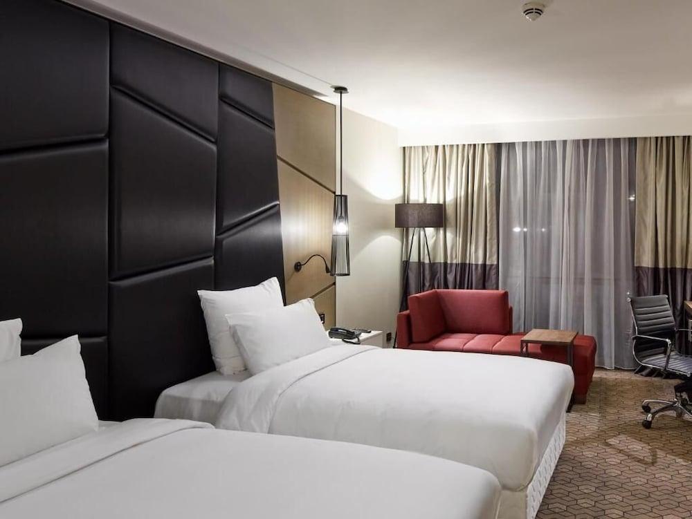 PULLMAN ISTANBUL HOTEL & CONVENTION CENTER — ISTANBUL — фотография отеля №4