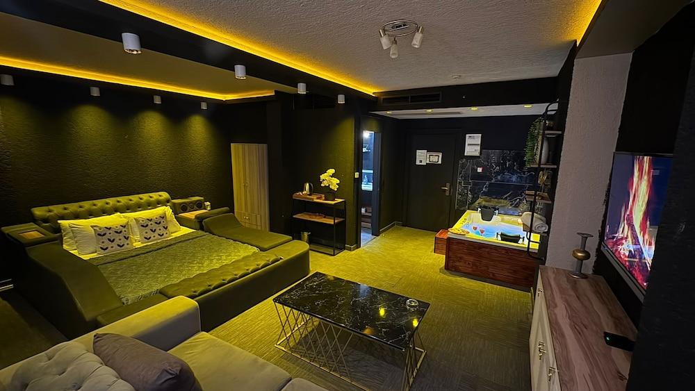 MY PALACE ROOMS — ISTANBUL