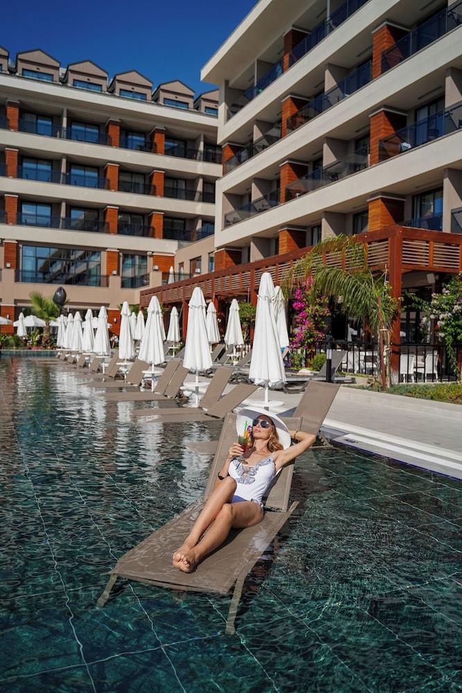 ALETRIS DELUXE HOTEL & SPA — SIDE — фотография отеля №10