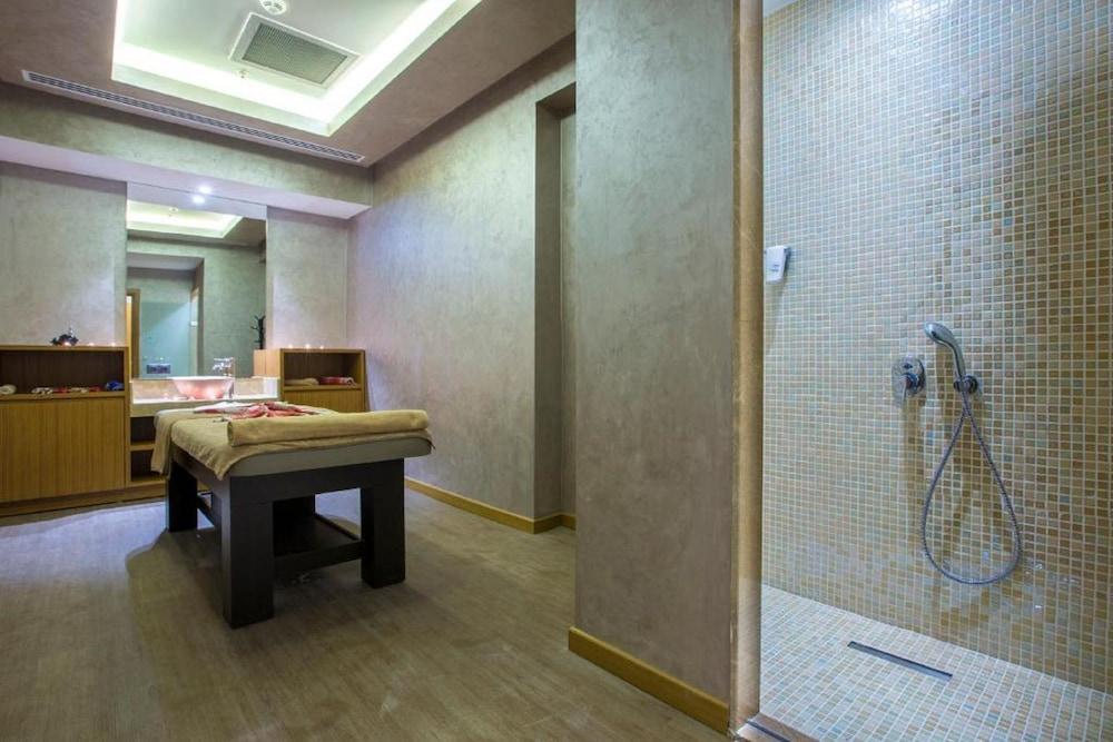 PARK INN BY RADISSON ISTANBUL ATATURK AIRPORT — ISTANBUL — фотография отеля №18