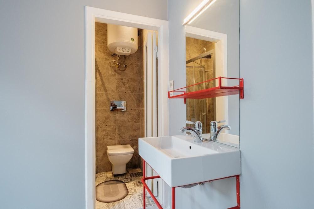 RUSTIC STONE FLAT 5 MIN TO TAKSIM SQUARE — ISTANBUL — fotografie hotel nr. 5