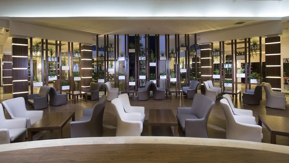 WASHINGTON RESORT HOTEL & SPA — SIDE — fotografie hotel nr. 3