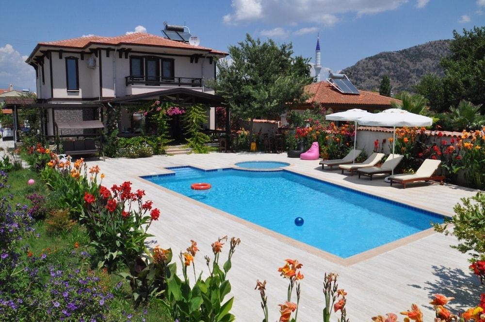 BEAUTIFUL 4-BED VILLA PRIVATE POOLS — DALYAN — fotografie hotel nr. 22